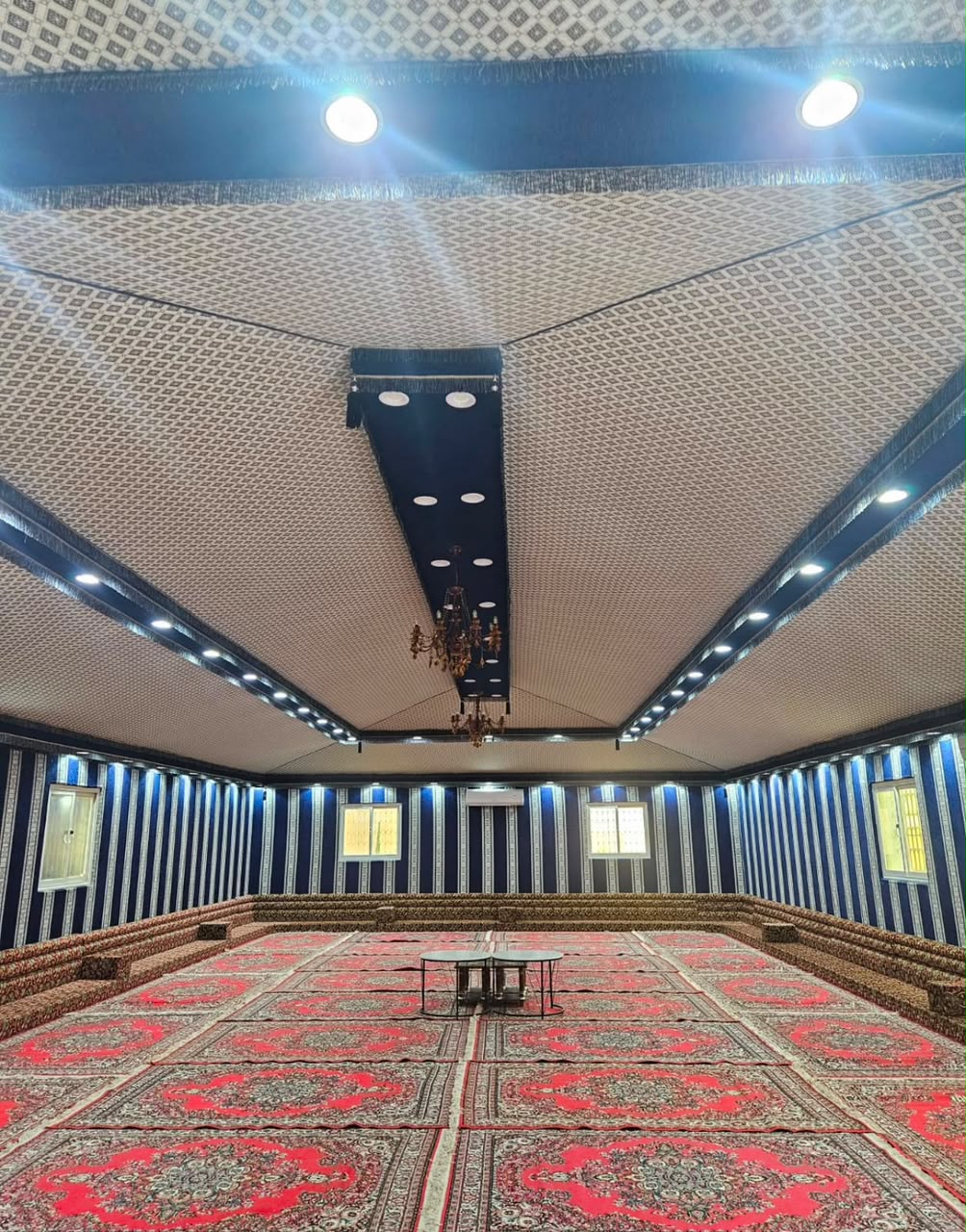 حواجز حديدية